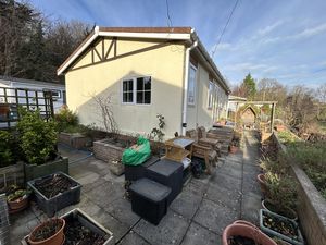 Photo 15- click for photo gallery